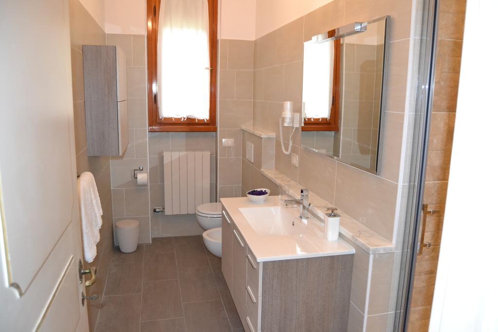 B&B Villa Il Poggiolino Molino del Piano Luaran gambar