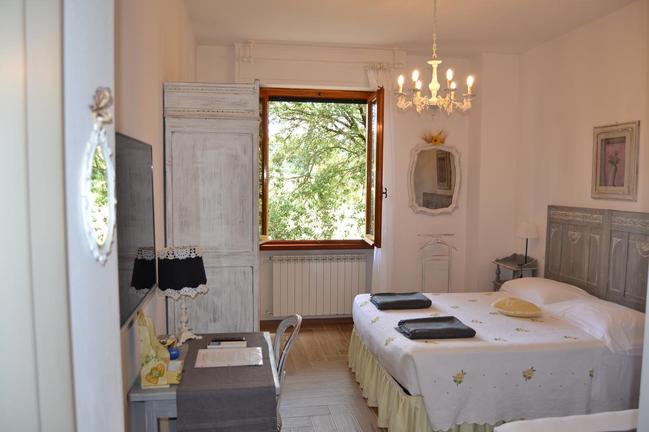 B&B Villa Il Poggiolino Molino del Piano Luaran gambar